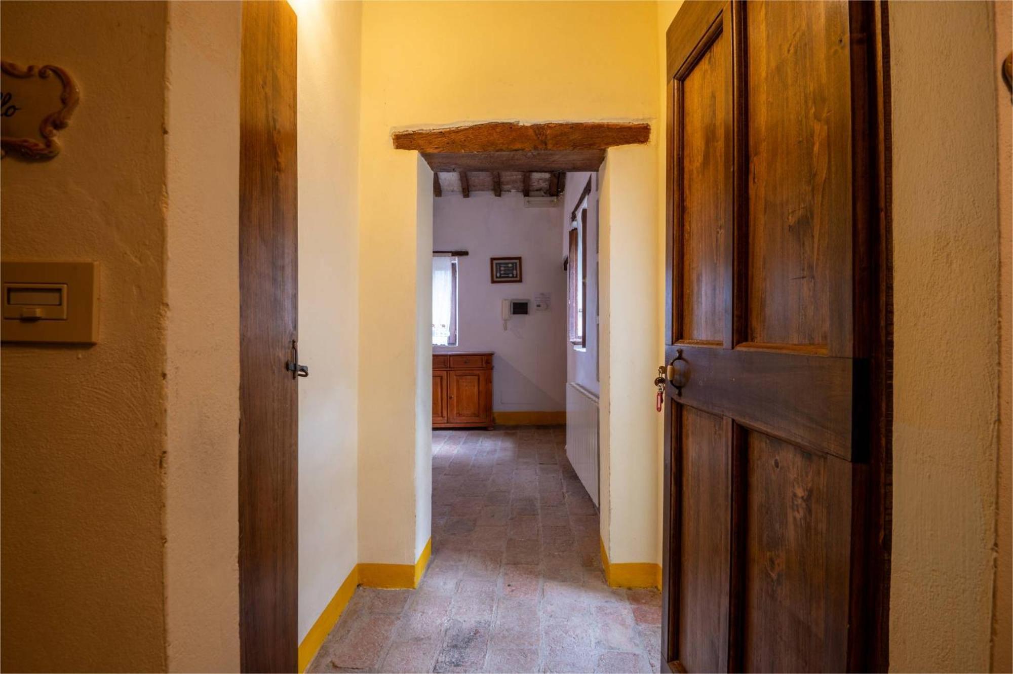Antognola Castello Valenzino Bed & Breakfast エクステリア 写真