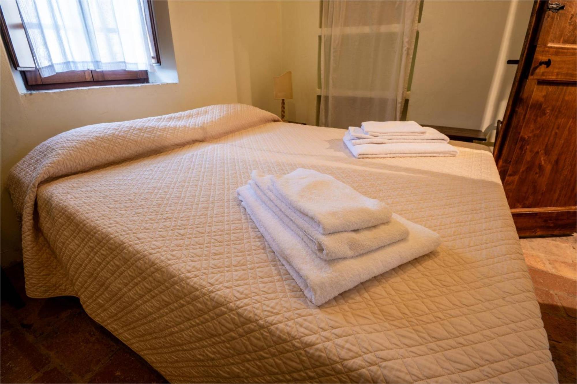 Antognola Castello Valenzino Bed & Breakfast エクステリア 写真