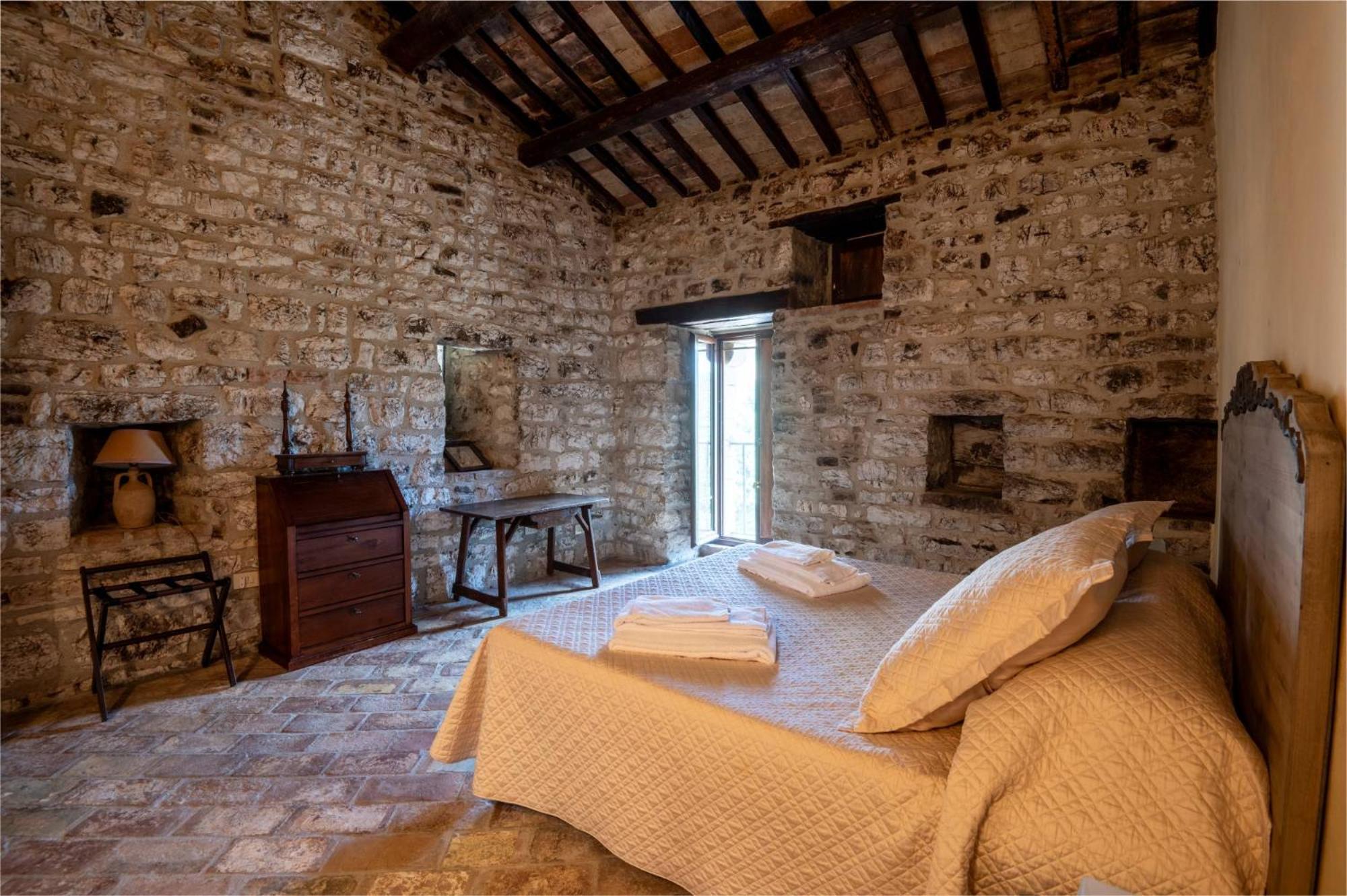 Antognola Castello Valenzino Bed & Breakfast エクステリア 写真