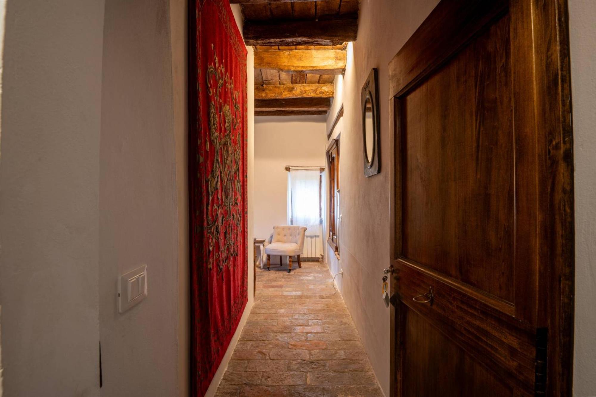 Antognola Castello Valenzino Bed & Breakfast エクステリア 写真