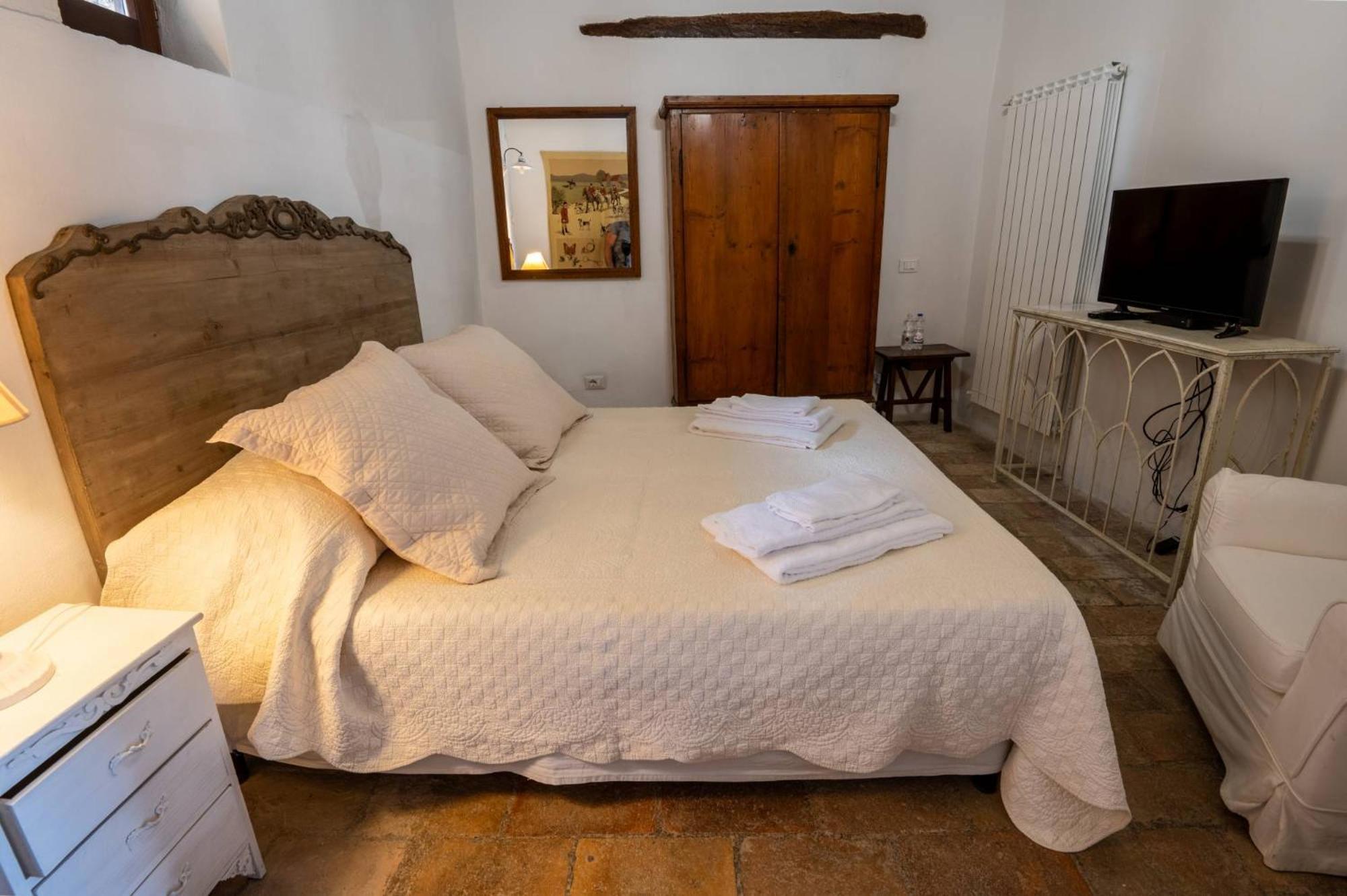 Antognola Castello Valenzino Bed & Breakfast エクステリア 写真